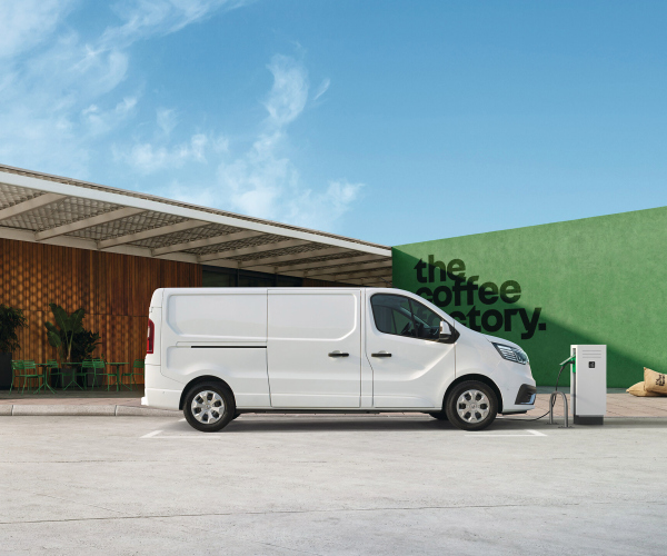 04-Nieuwe-Renault-Trafic-E-Tech-electric-maakt-aanbod-elektrische-bedrijfswagens-compleet.jpg