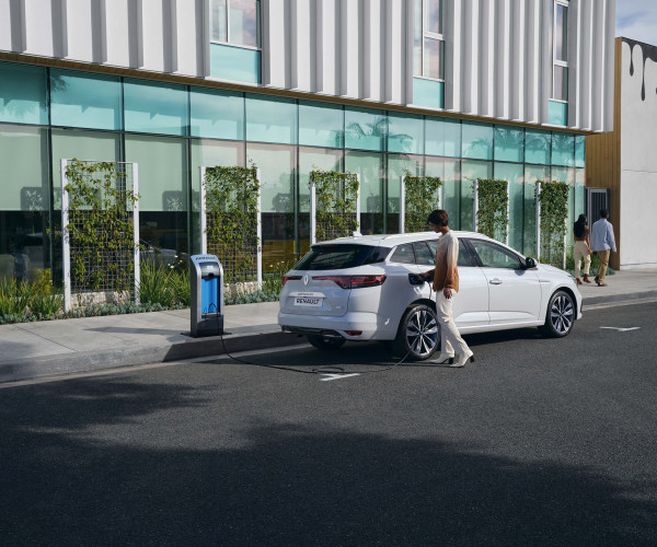 Renault Megane Estate E-Tech Plug-in Hybrid