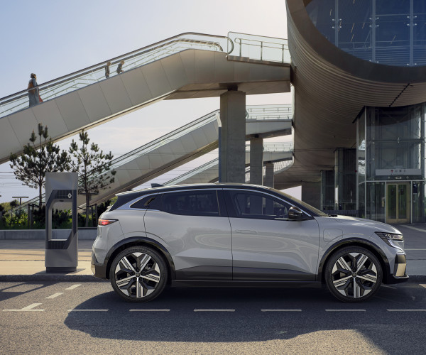 ABD Renault - Nieuwe Renault Mégane E-TECH Electric - 20 inch lichtmetalen wielen