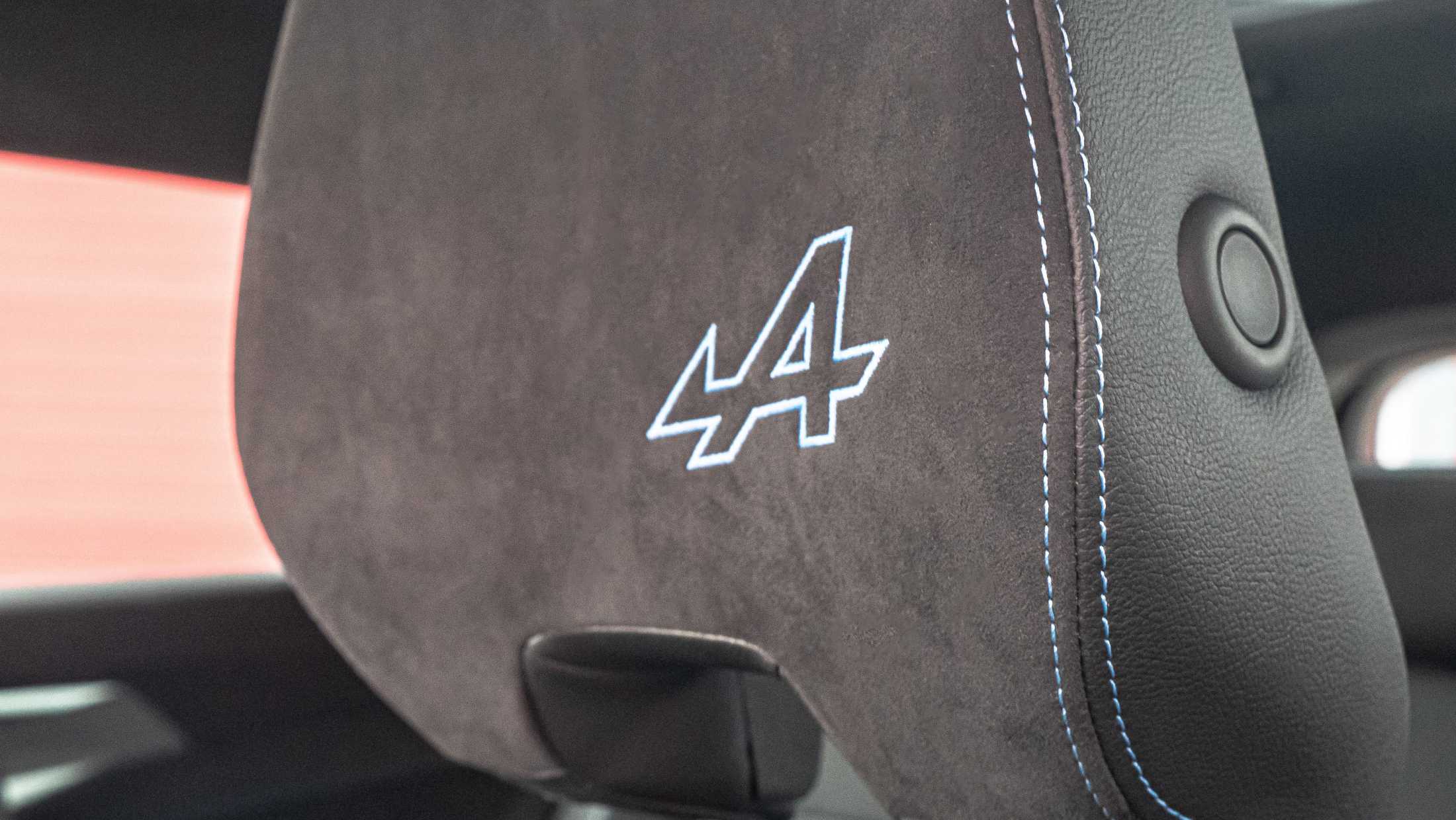 Nieuwe Espace Alpine logo interieur