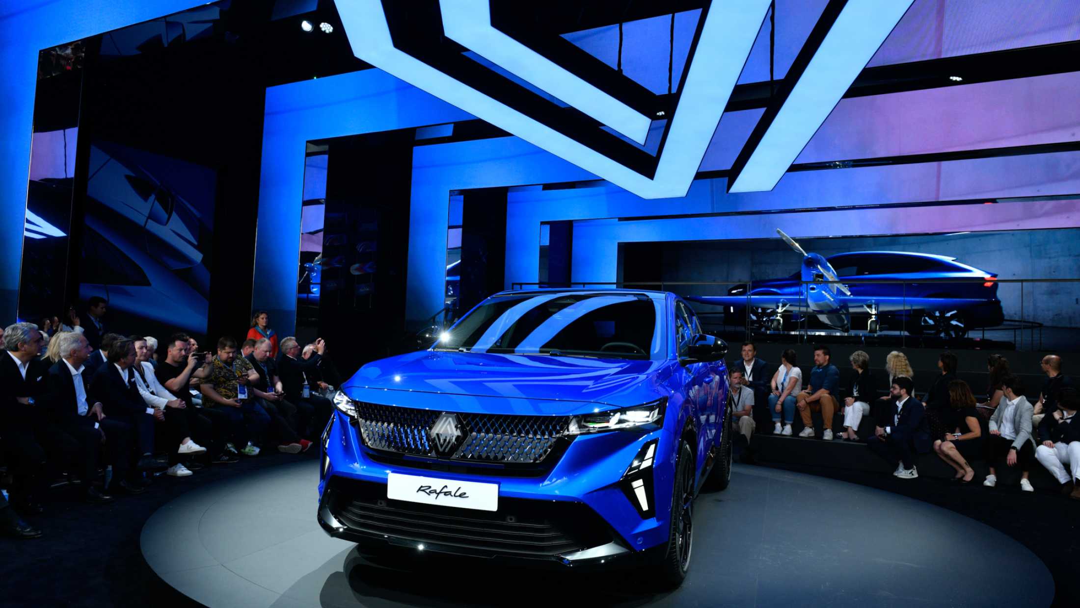 ABD Renault - Rafale - Bewegende grille en nieuwe lichtstructuur