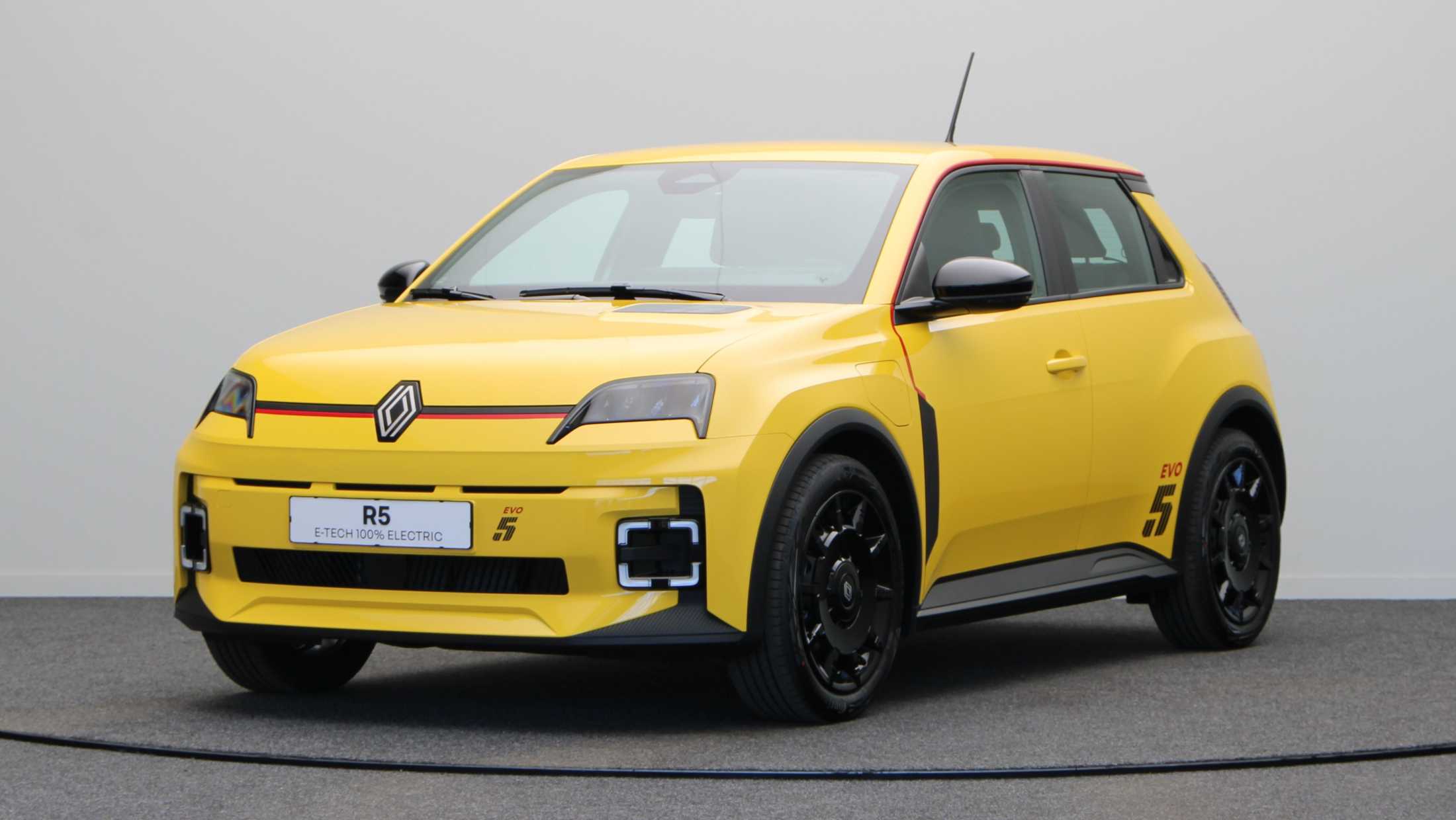 ABD Renault - R5 EVO Jaune Pop - Voorkant