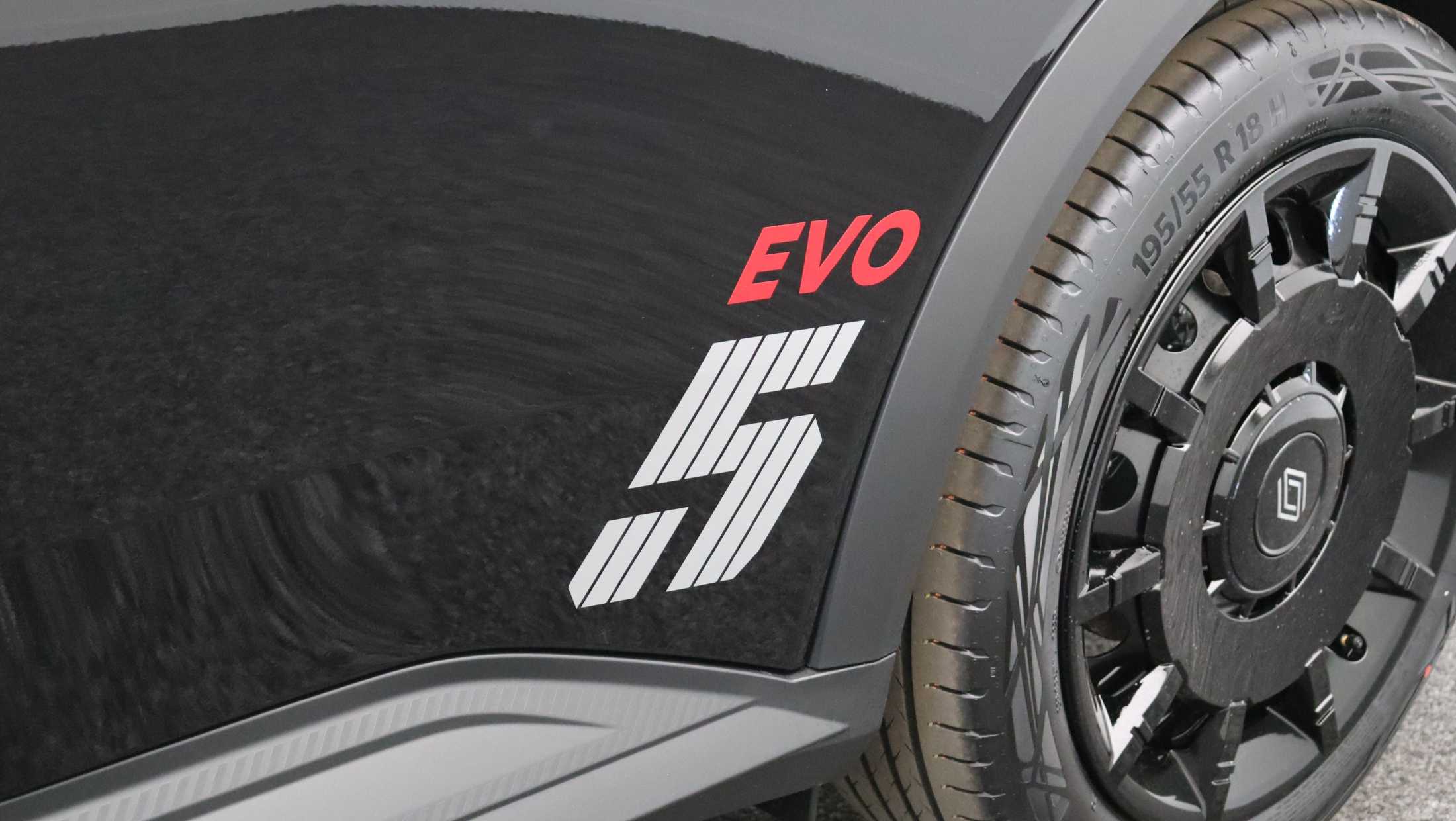 ABD Renault - R5 EVO Zwart - Details zijkant