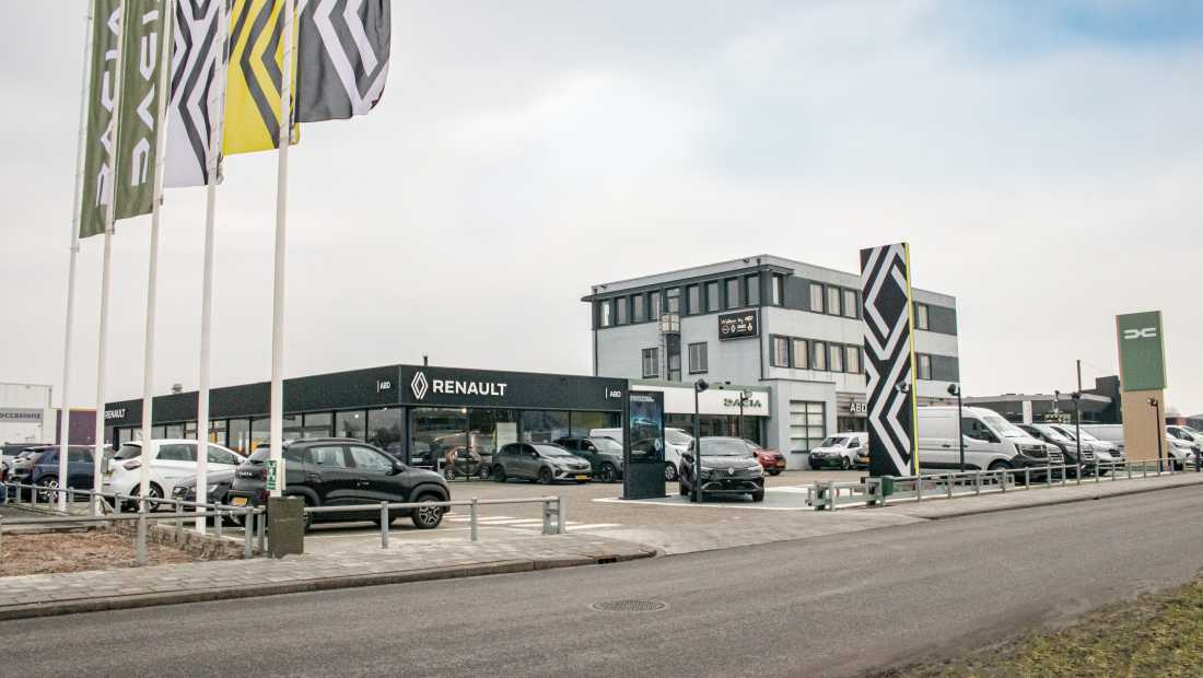 ABD Renault Heerenveen.jpg