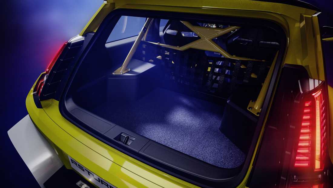 ABD Renault - R5 Turbo 3E - Bagageruimte